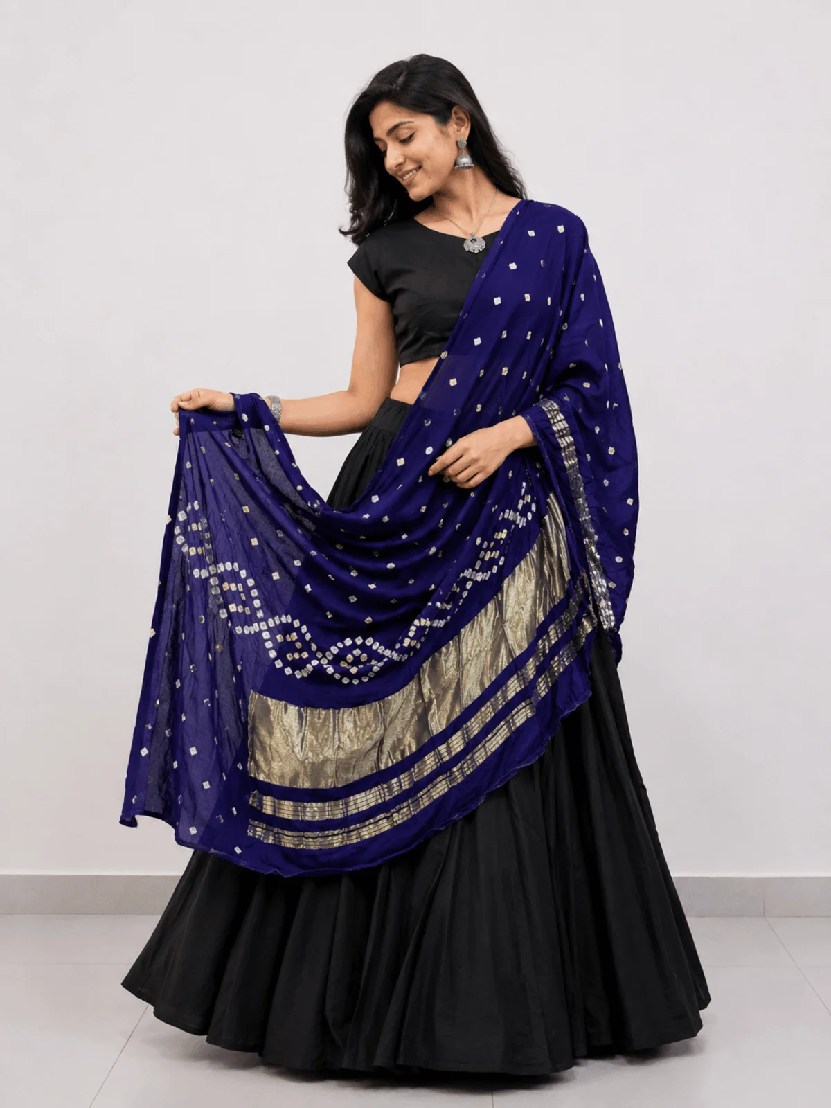 Bandhej Dupatta (Midnight Blue)